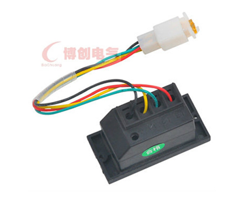  歐式帶電顯示器